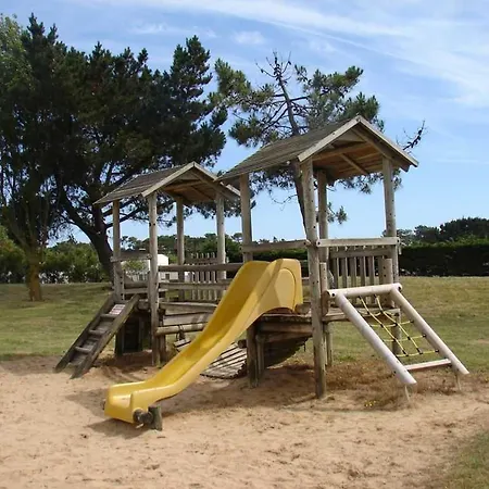 Location Type 2 Avec Piscine Chauffee Et Tennis, Animaux Bienvenus - Fr-1-231-317 Bretignolles-sur-Mer